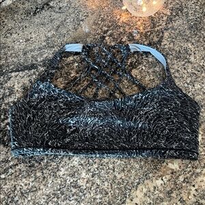 Lululemon Free To Be Bra